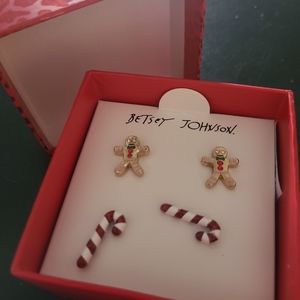 Betsey Johnson 2 Pair Earrings Candy Cane & Gingerbread Man NIB